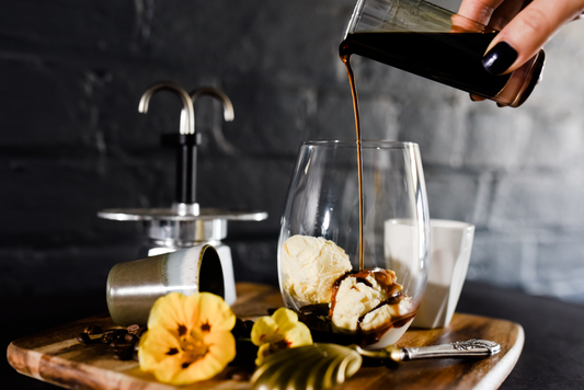 Winter warmers. Cocktails and recipes with Muscat, Topaque and Tawny